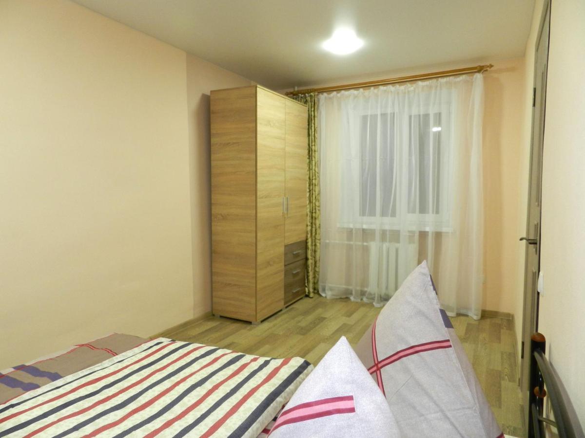 3-Room Apartment Near Inturist On Sobornyi Avenue 156, By Grandhome Zaporizhia Buitenkant foto